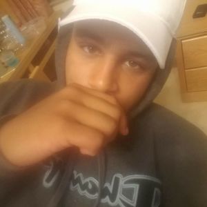 Meet your Posher, Zay